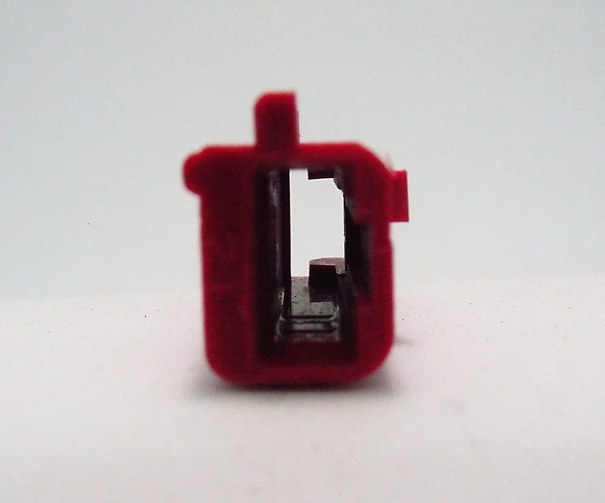 1 Way GM Female Wire Harness Terminal Connector Housing Red