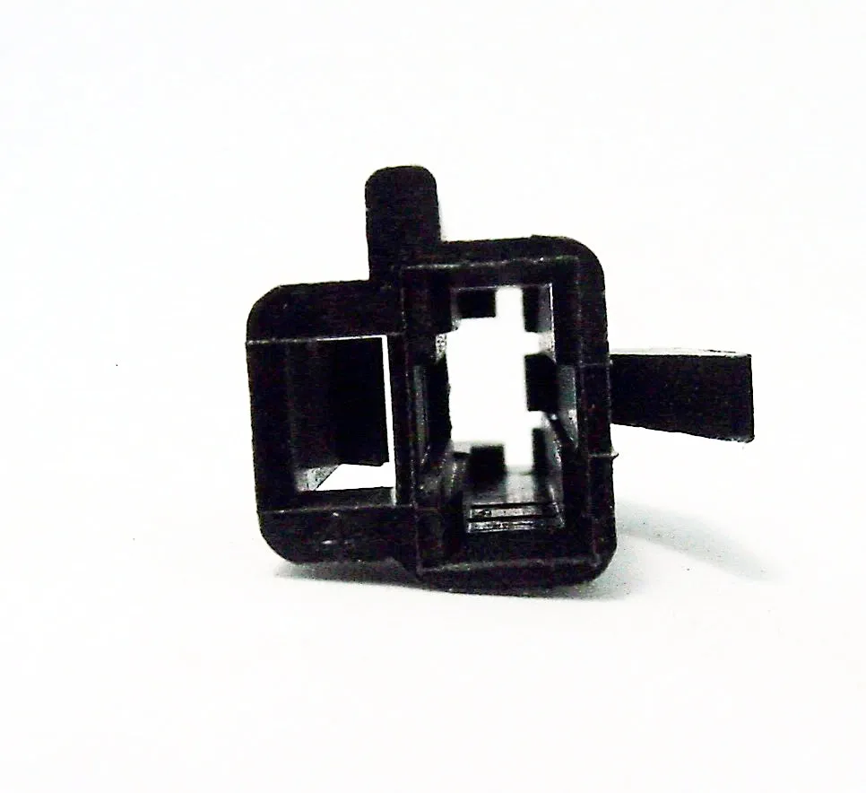 1 Way GM Female Wire Harness Terminal Connector Housing w/Latch Black