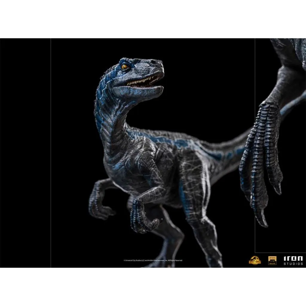 1/8 Scale Jurassic World Dominion - Velociraptor Blue & Beta Plastic Model Kit