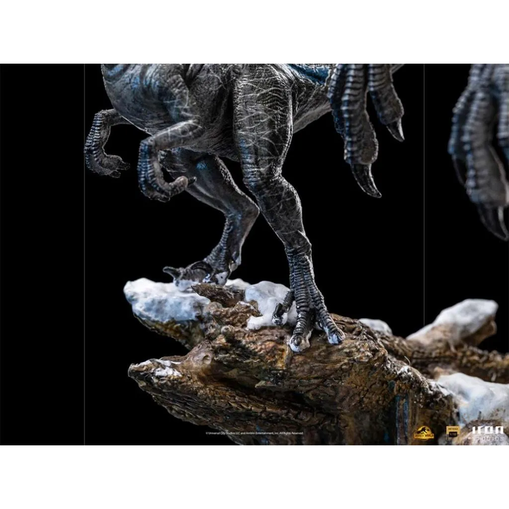 1/8 Scale Jurassic World Dominion - Velociraptor Blue & Beta Plastic Model Kit