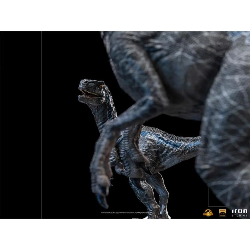 1/8 Scale Jurassic World Dominion - Velociraptor Blue & Beta Plastic Model Kit