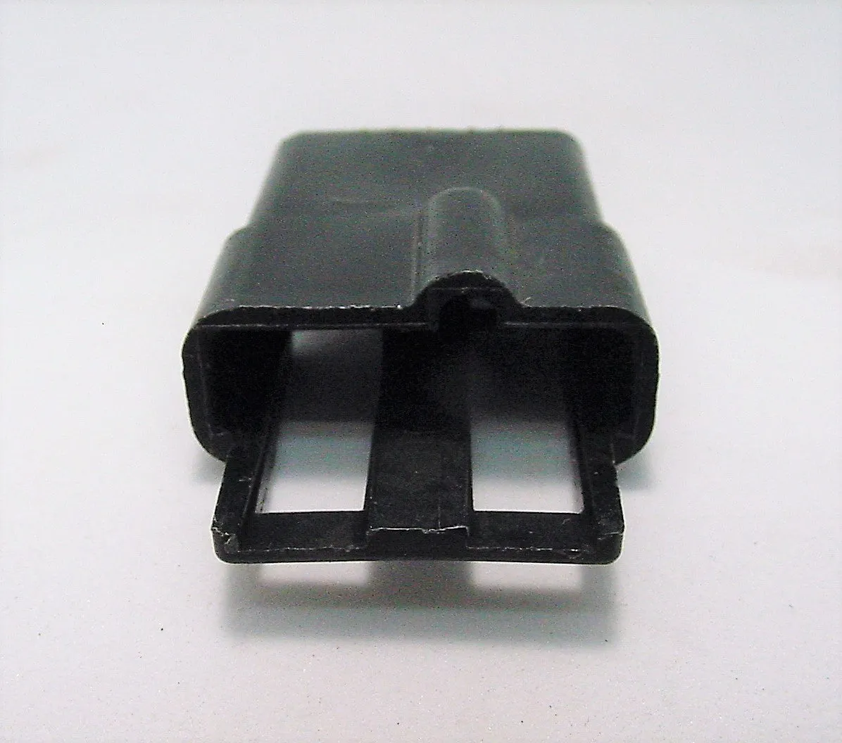 2 Way GM Male Terminal Connector Housing with Pin Notch Black