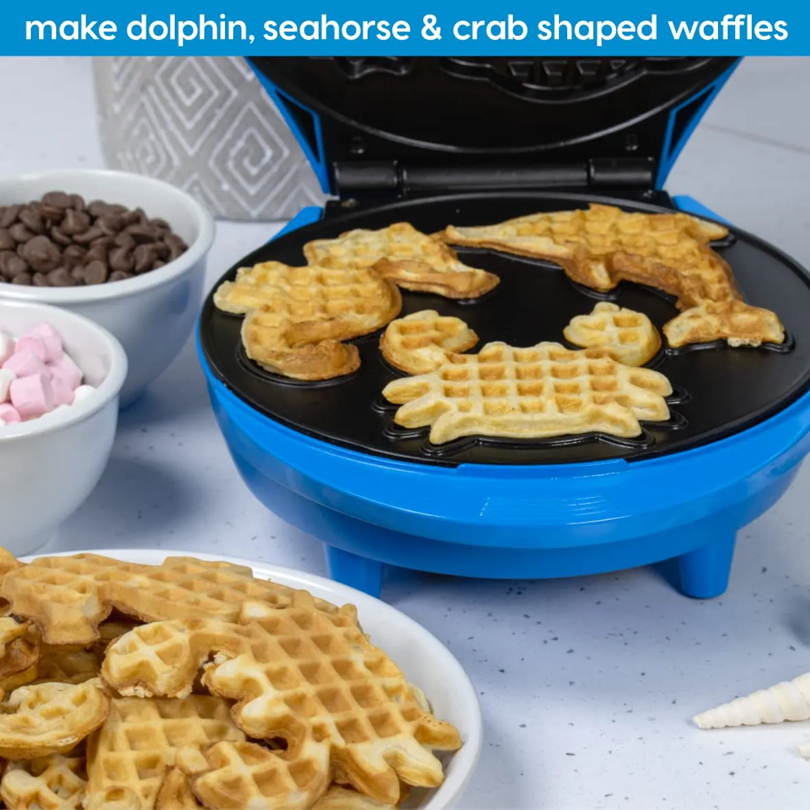 Animal Planet Waffle Makers / 3 in 1 Animal Shaped Waffle Iron/Cool Touch Handle/Non-Stick Coating/Cord Storage/Anti-Slip Feet (Sea Life)