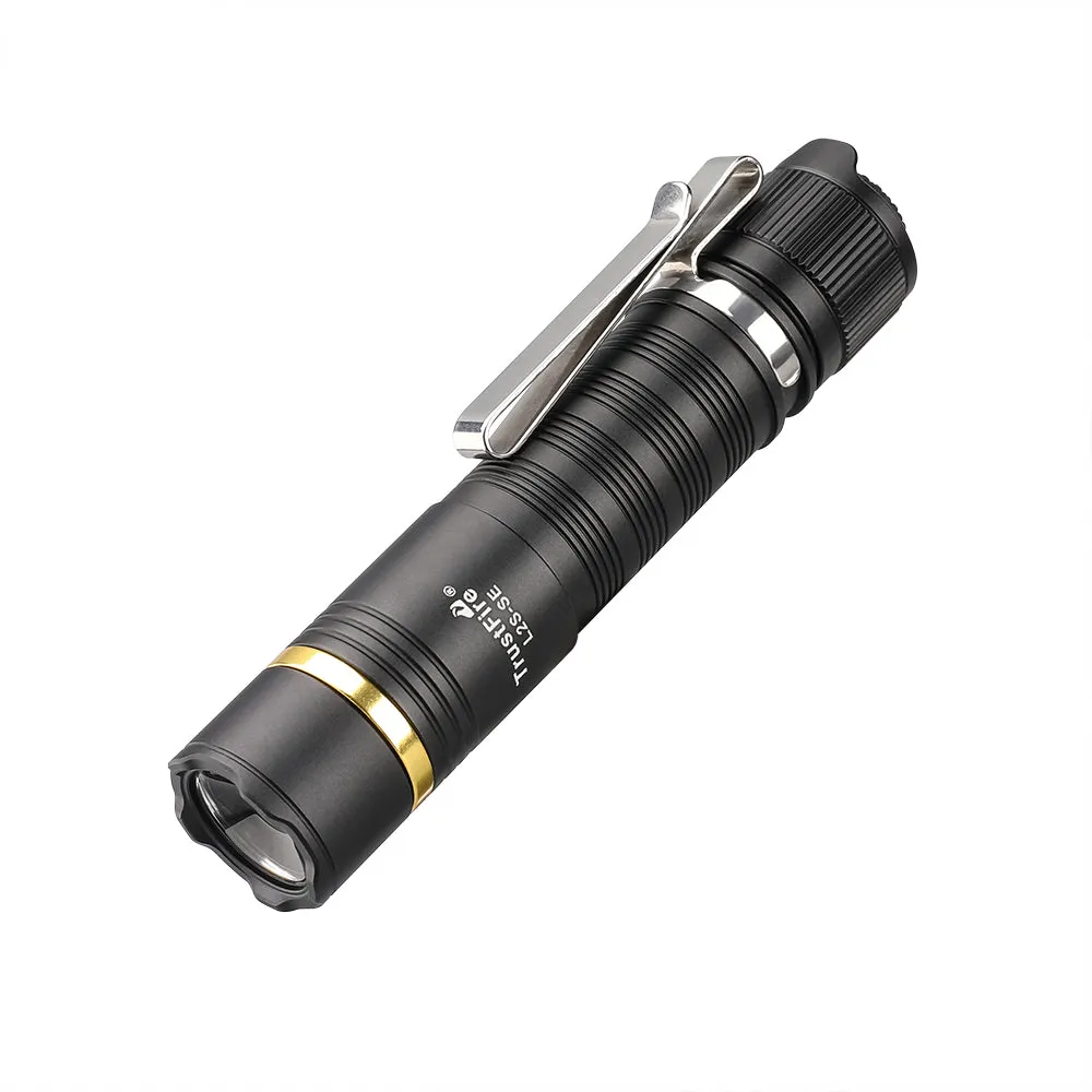 L2S-SE Tactical Flashlight has a maximum brightness of 1050 lumens and is stable and reliable in outdoor activities (disposable battery)