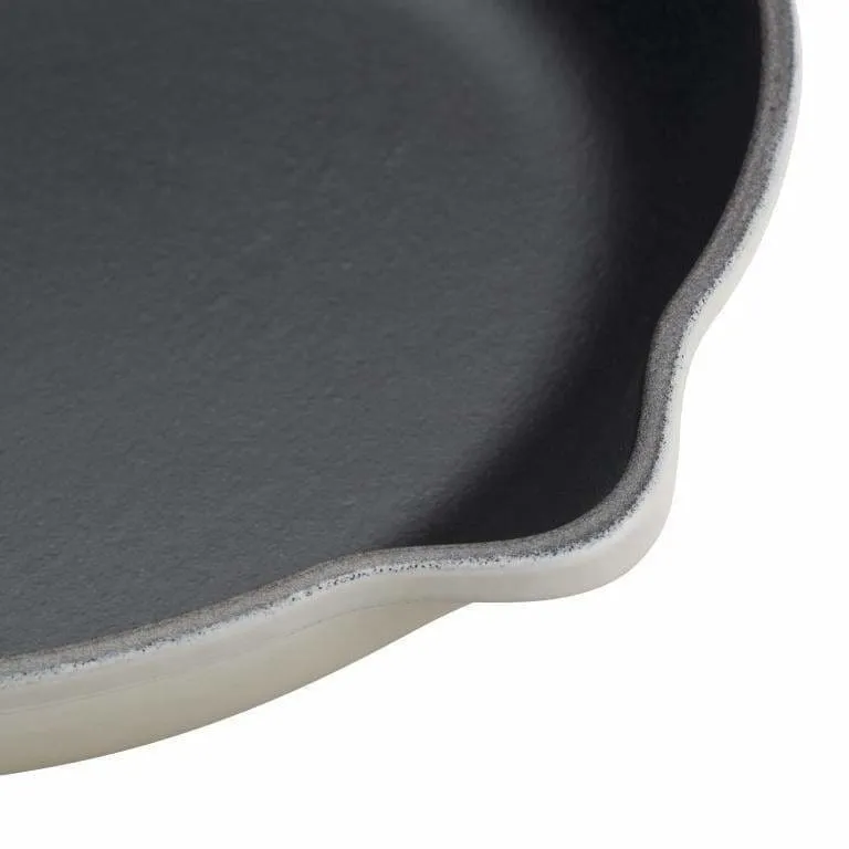 Le Creuset Signature Cast Iron Frying Pan with Metal Handle