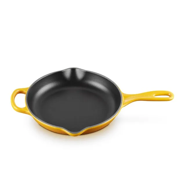 Le Creuset Signature Cast Iron Frying Pan with Metal Handle