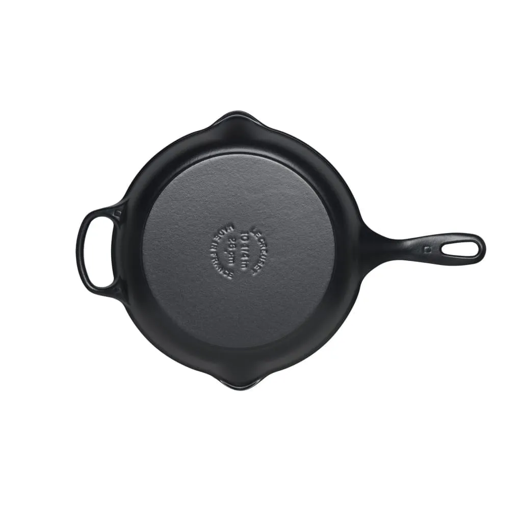 Le Creuset Signature Cast Iron Frying Pan with Metal Handle