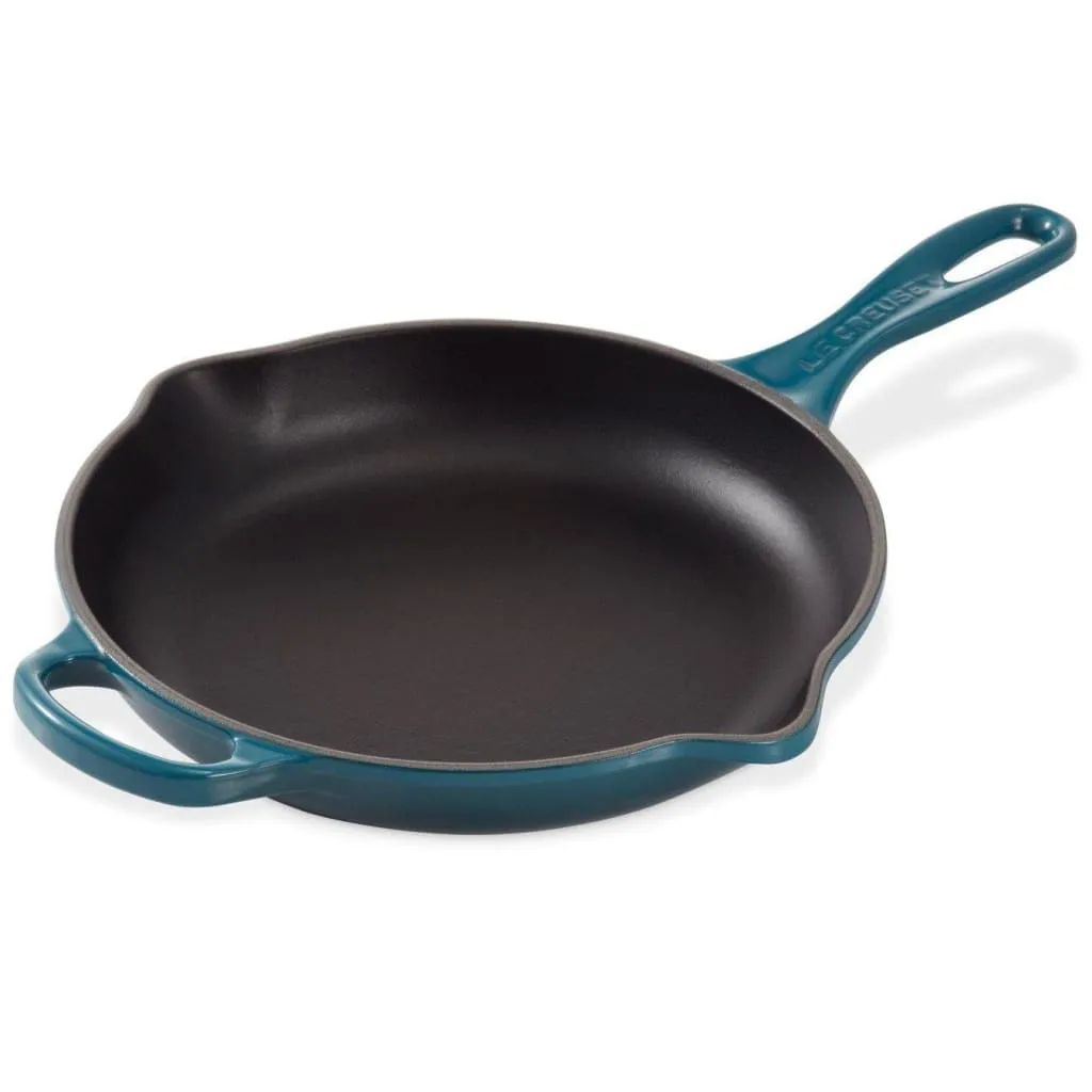 Le Creuset Signature Cast Iron Frying Pan with Metal Handle