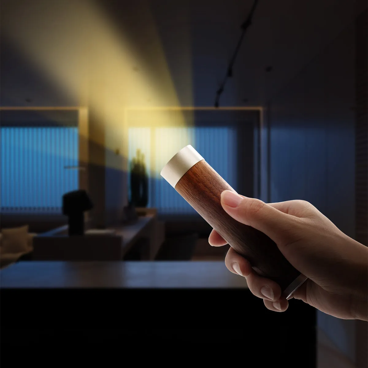 Multifunctional Rechargable LED Flash Light