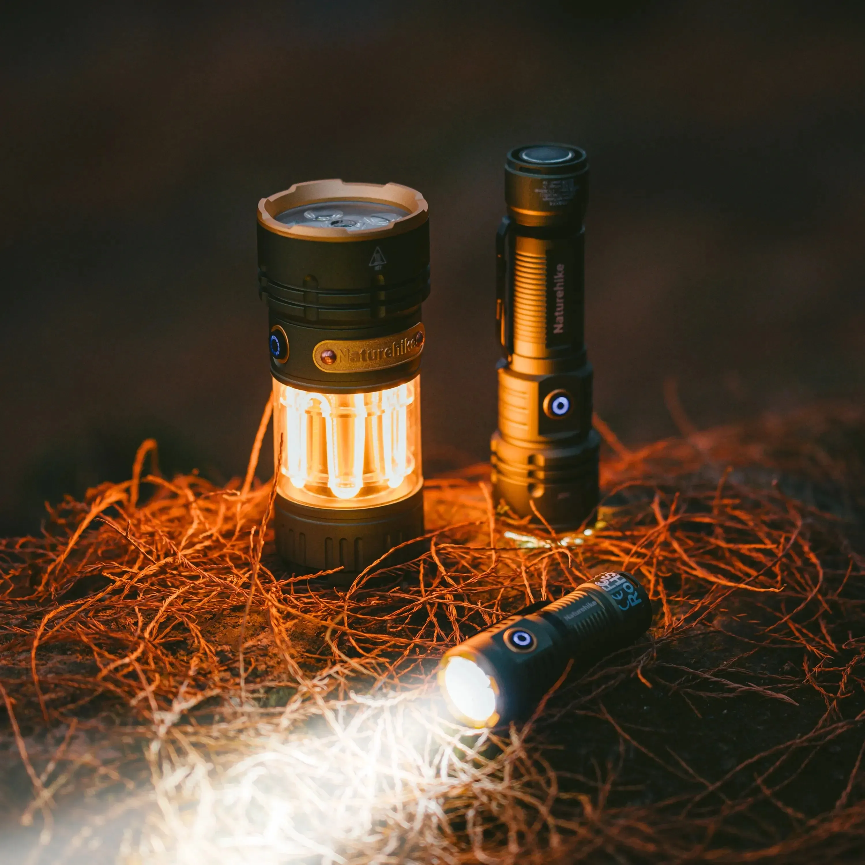 Naturehike Outdoor Glare Flashlight