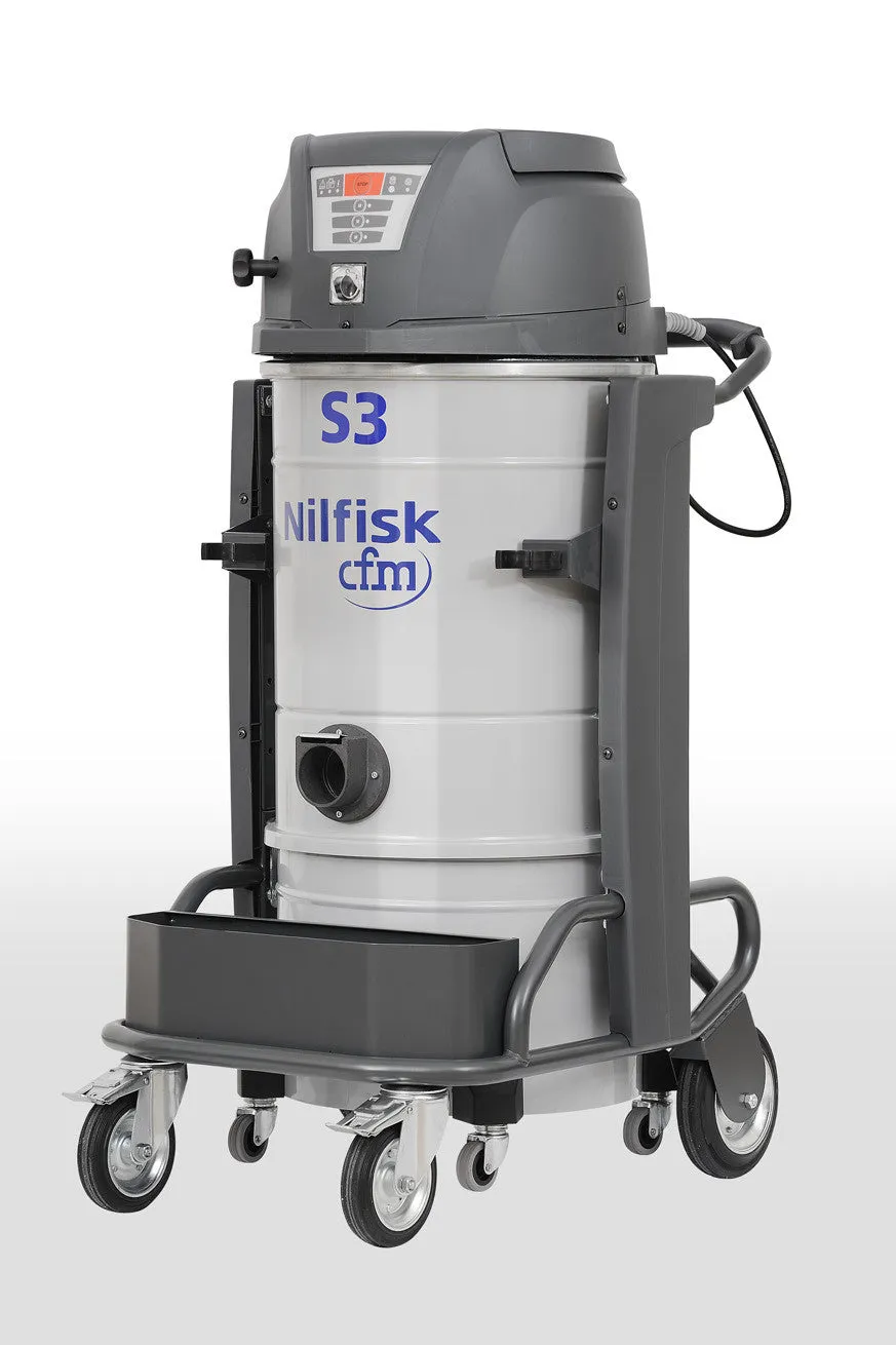 NilfiskCFM S3 Industrial Vacuum Cleaner Complete With Hose Kit FREE DELIVERY!