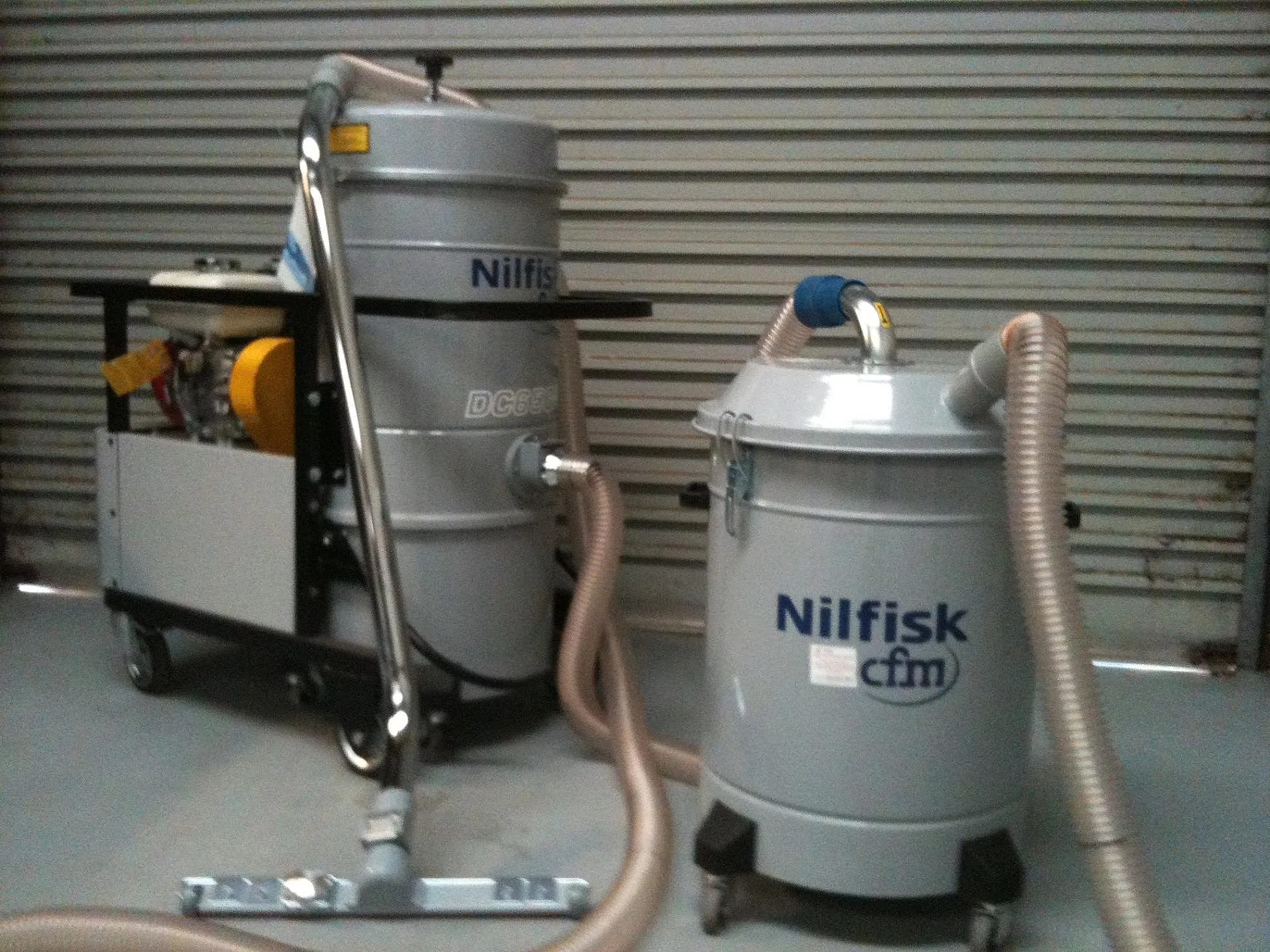 NilfiskCFM S3 Industrial Vacuum Cleaner Complete With Hose Kit FREE DELIVERY!