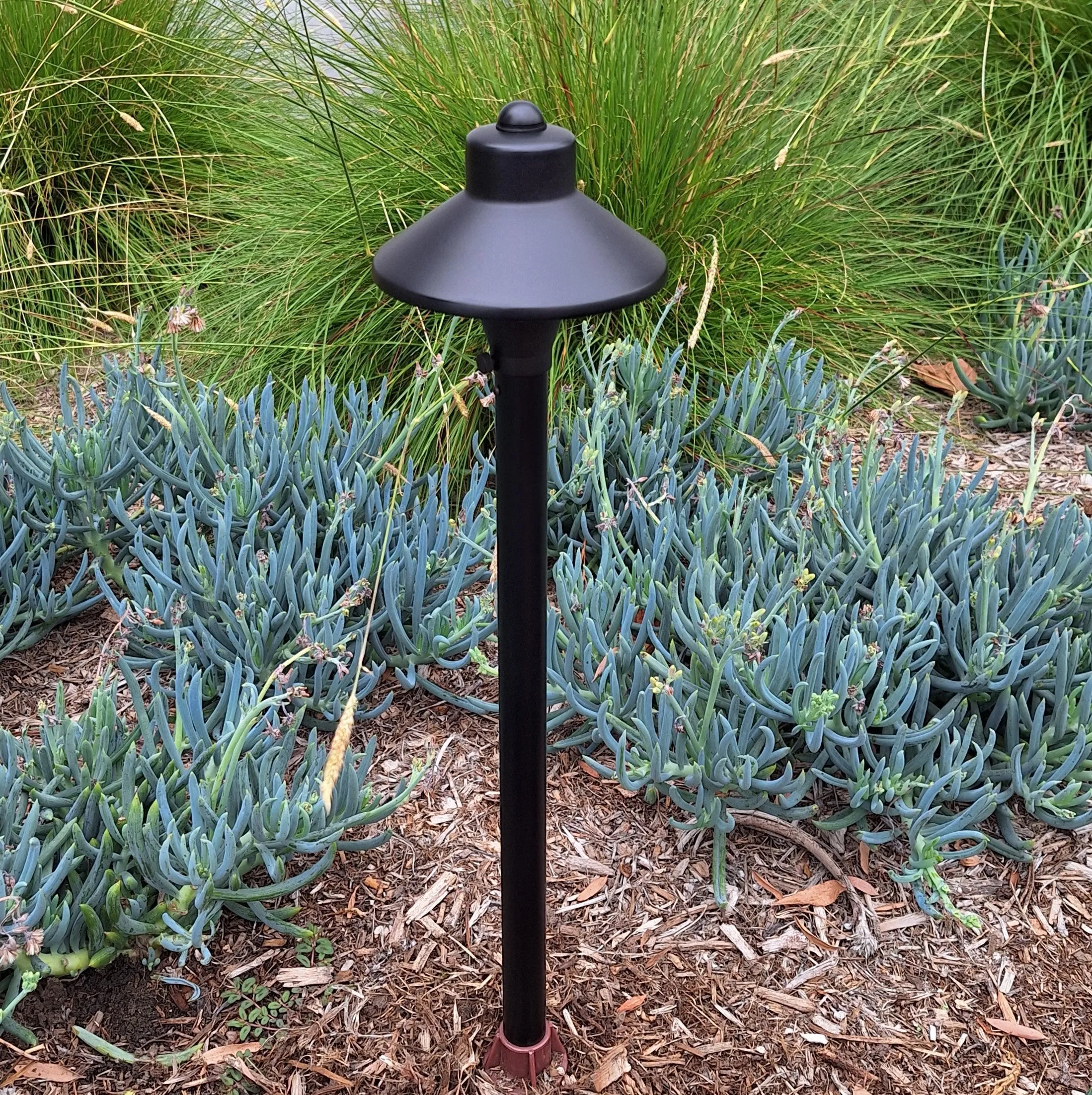 Noir Abajour Solid Brass Pathway Light Gun Metal Black