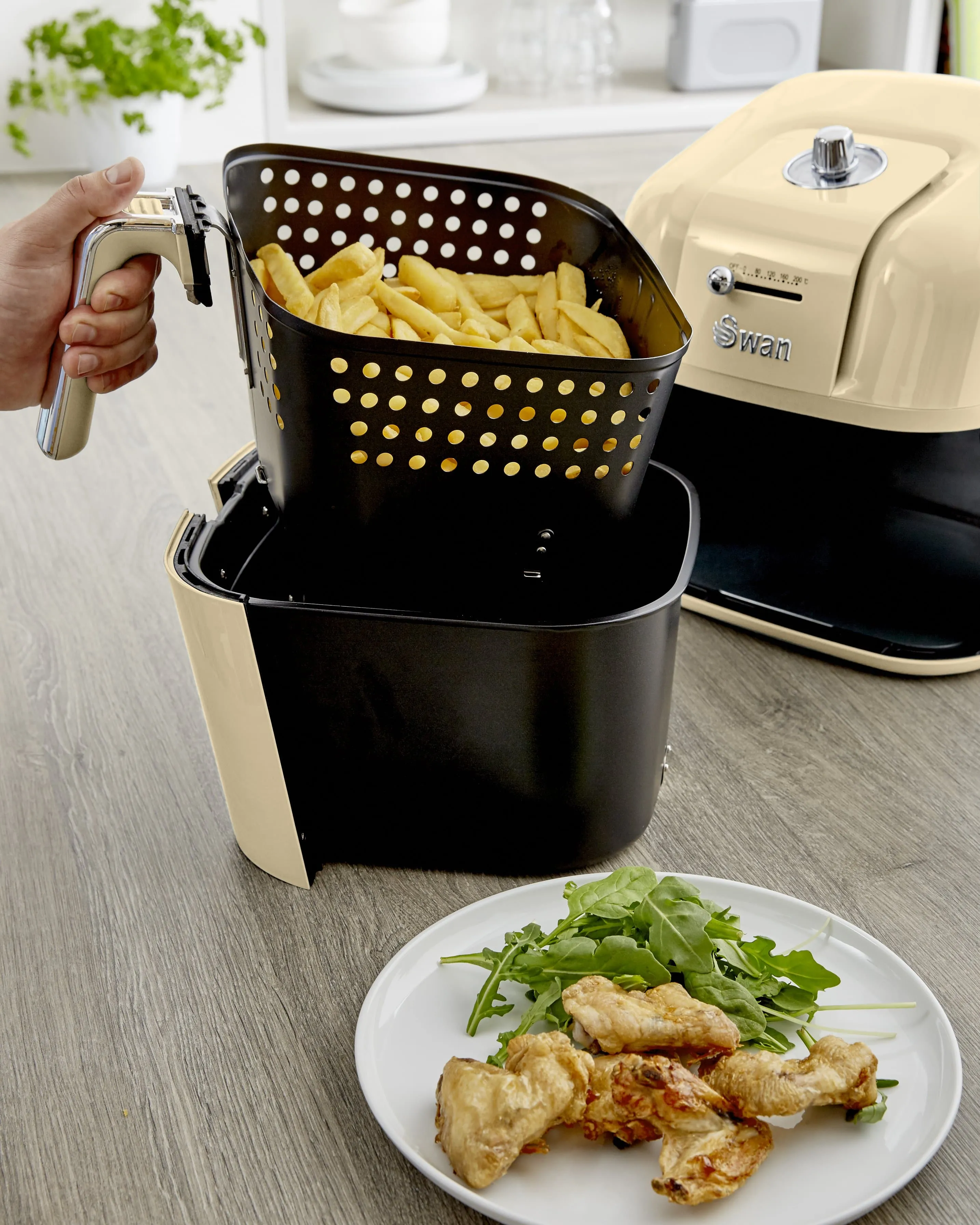 Swan Retro Manual Air Fryer